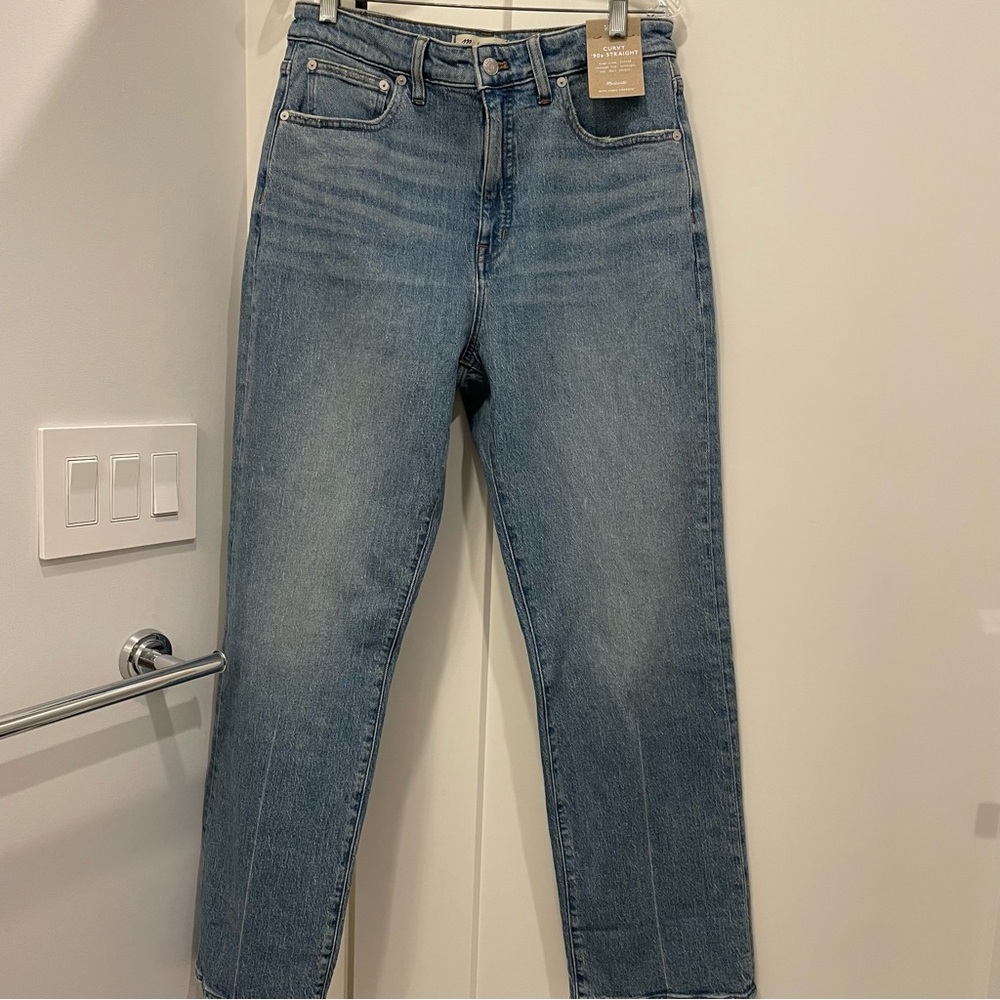 Madewell The Curvy 90’s Straight Jean